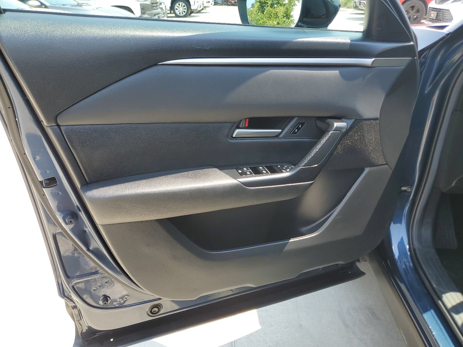 Certified 2025 MAZDA CX-50 AWD 2.5 S w/ Preferred Package image 15