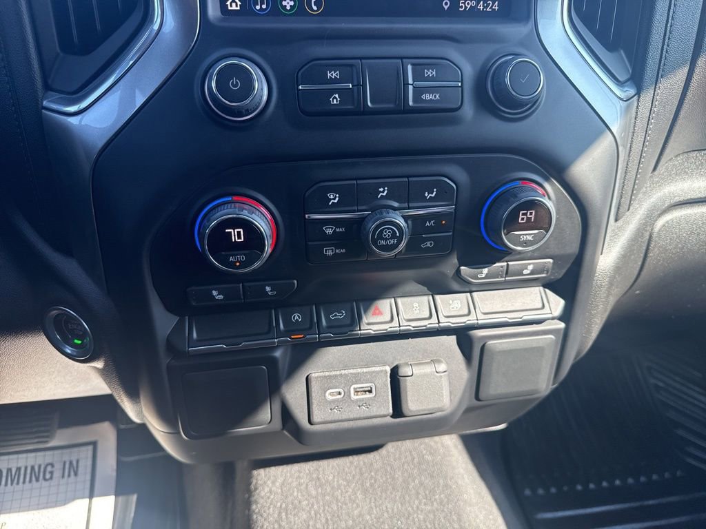 Used 2022 Chevrolet Silverado 1500 LT image 34