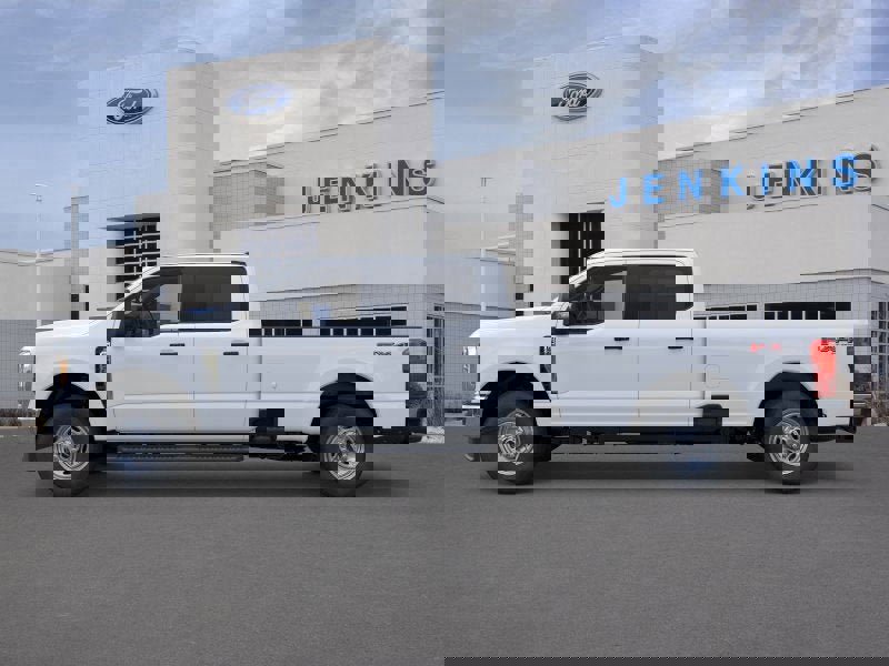 New 2026 Ford F250 XL image 3