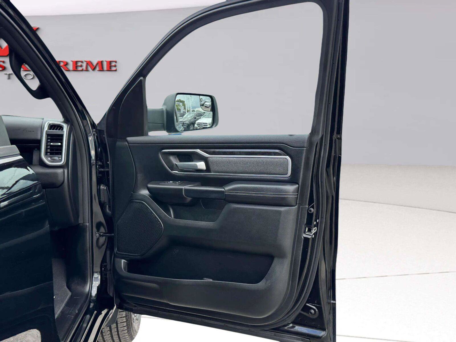 Used 2021 RAM 1500 Big Horn AWD/4WD image 40
