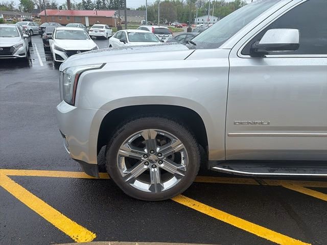 Used 2017 GMC Yukon XL Denali w/ Open Road Package image 10