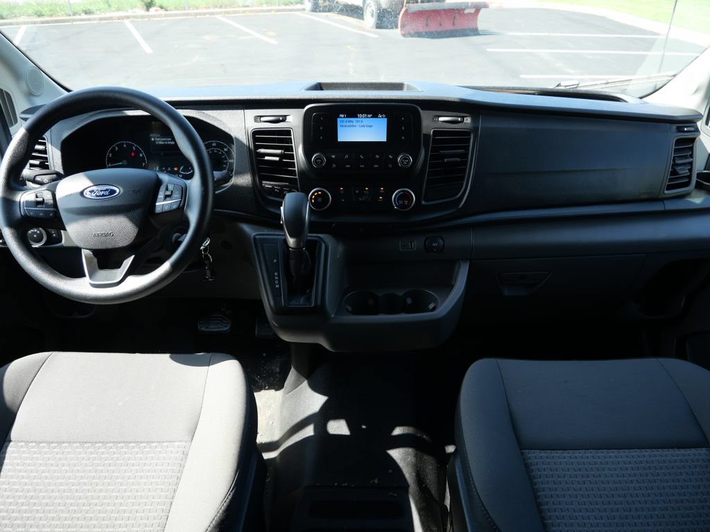 Used 2025 Ford Transit 250 148 Medium Roof RWD image 9