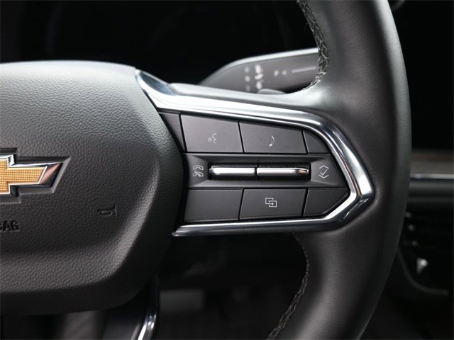 Used 2025 Chevrolet Suburban LT image 23