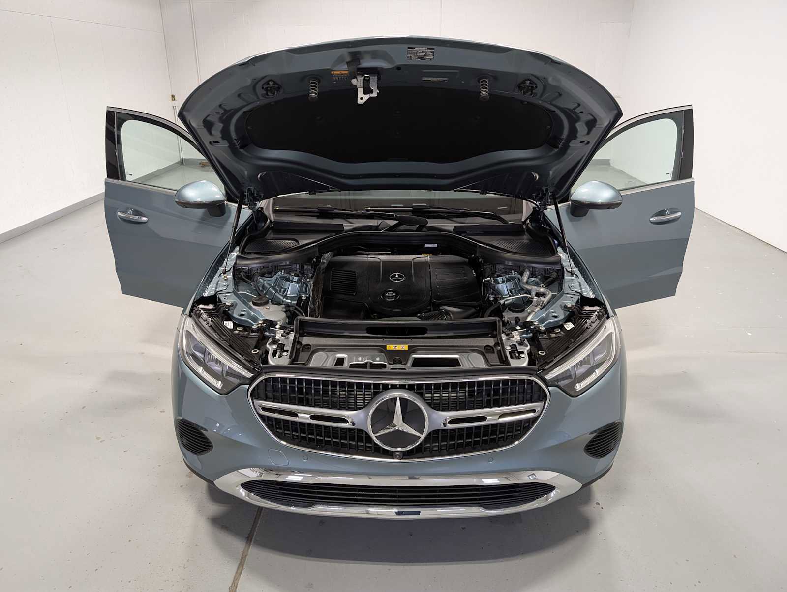 New 2026 Mercedes-Benz GLC 300 4MATIC image 11