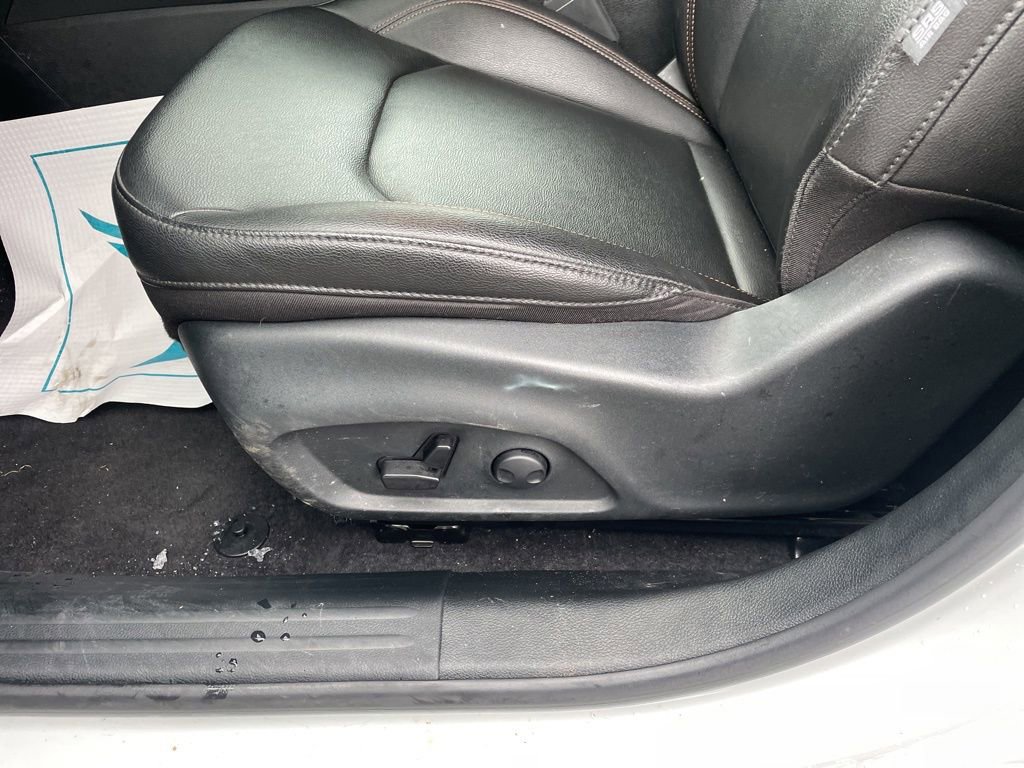 Used 2024 Jeep Compass Limited image 20