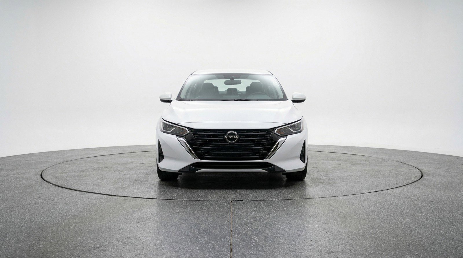 Used 2025 Nissan Sentra SV image 2