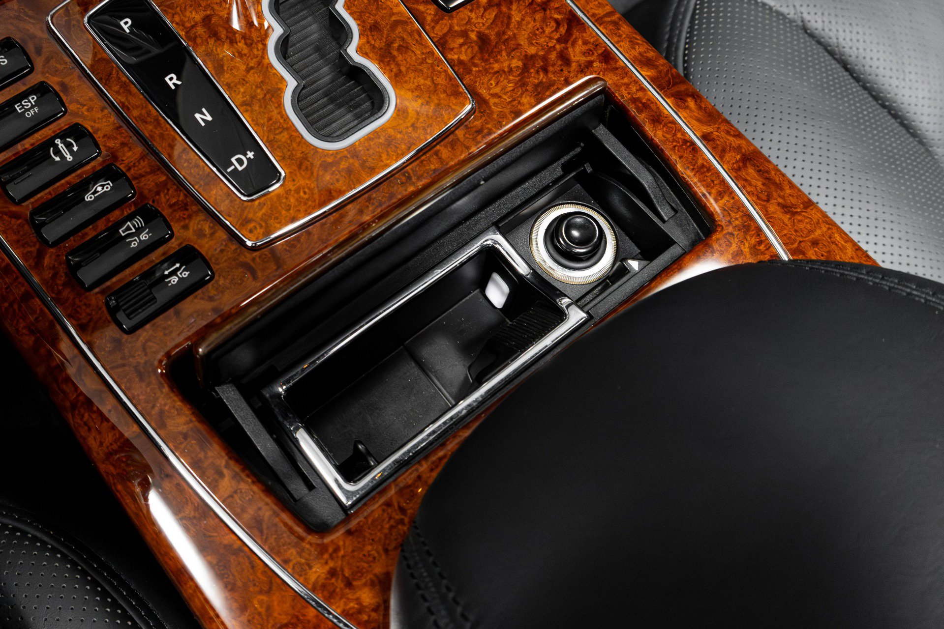 Used 2004 Maybach 57 image 82