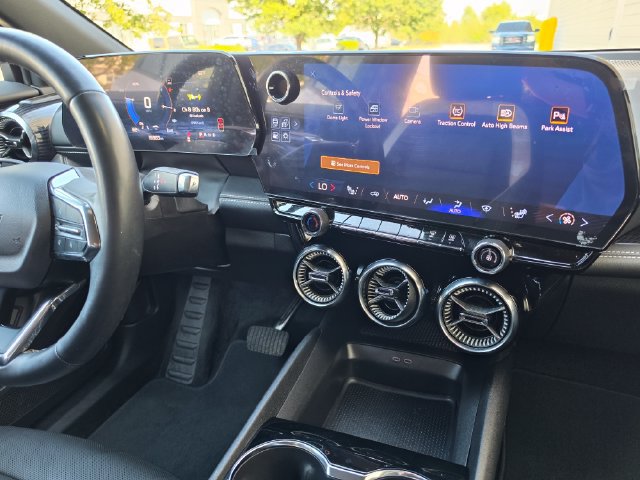 Used 2024 Chevrolet Blazer EV LT AWD/4WD image 54