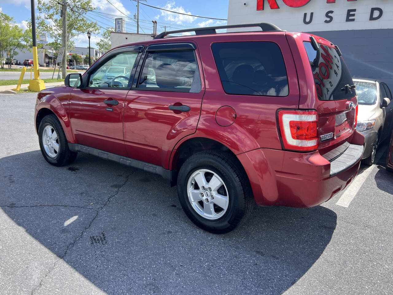 Used 2009 Ford Escape XLT AWD/4WD image 3