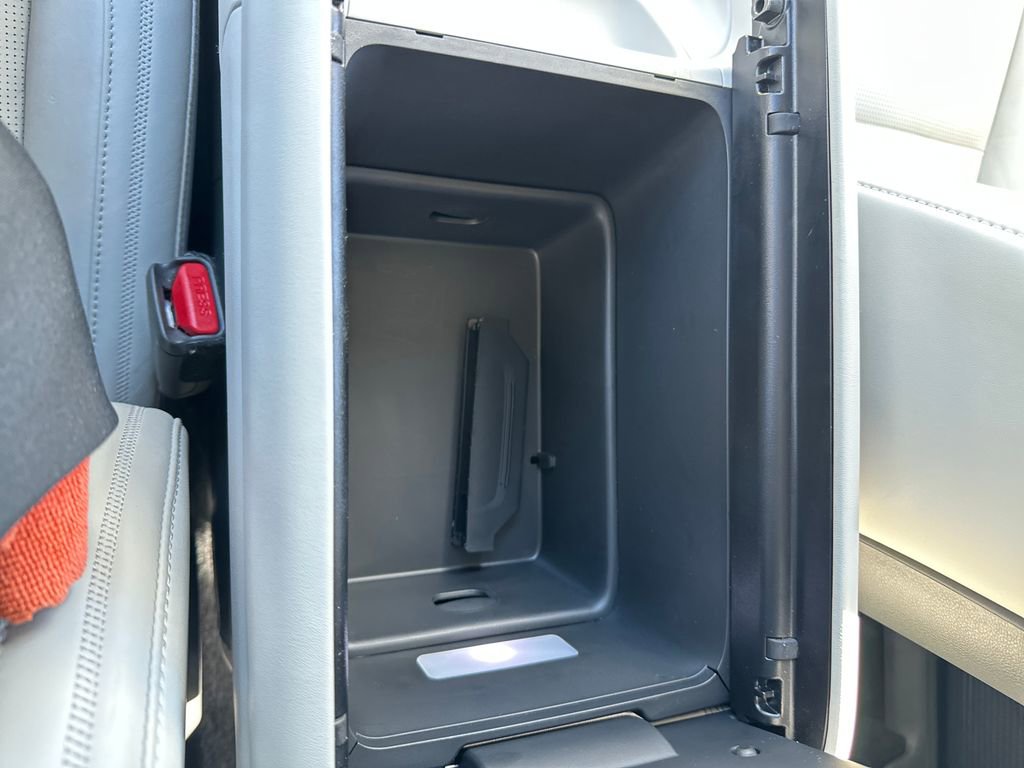 Used 2025 Hyundai Santa Fe Calligraphy image 46