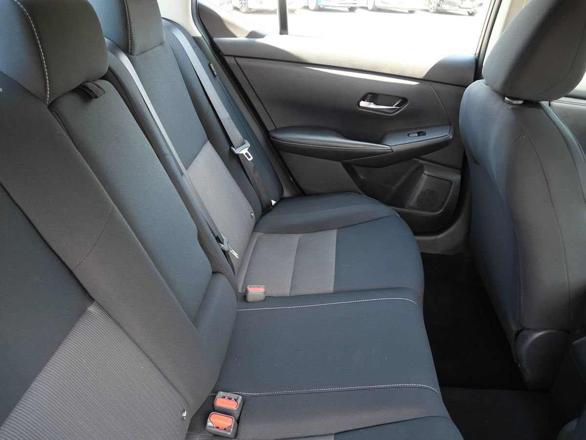 Used 2020 Nissan Sentra SV FWD image 30