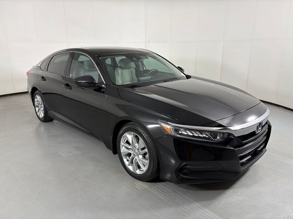 Used 2018 Honda Accord LX image 2