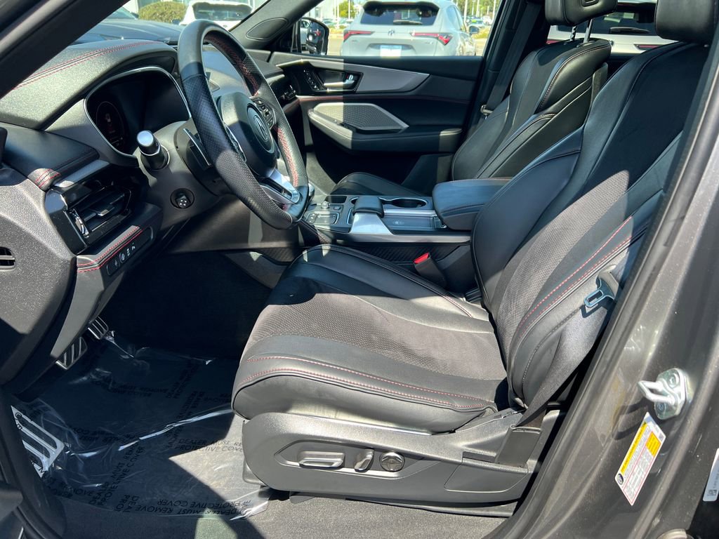 Used 2023 Acura MDX A-Spec image 13