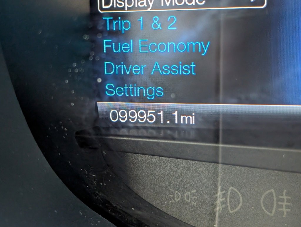 Used 2017 Ford Edge Titanium w/ Technology Package image 22