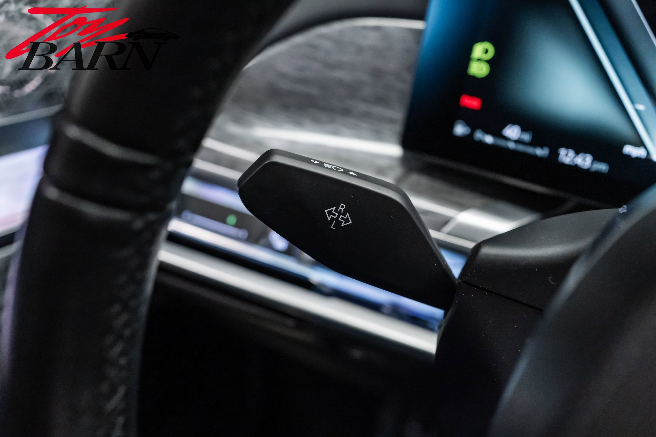 Used 2024 BMW 760i xDrive w/ Executive Package image 36