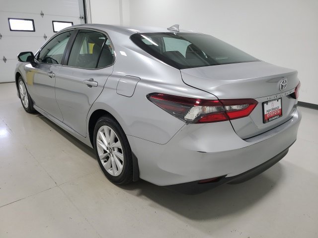 Used 2024 Toyota Camry LE w/ Convenience Package FWD image 8