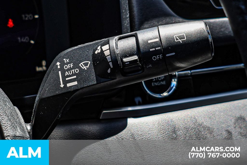 Used 2025 Mitsubishi Outlander SEL FWD image 34