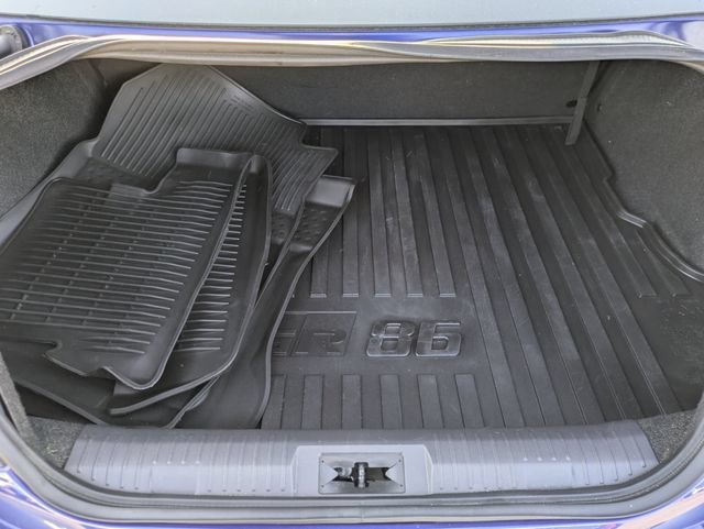 Used 2025 Toyota GR86 Premium w/ Performance Package RWD image 24