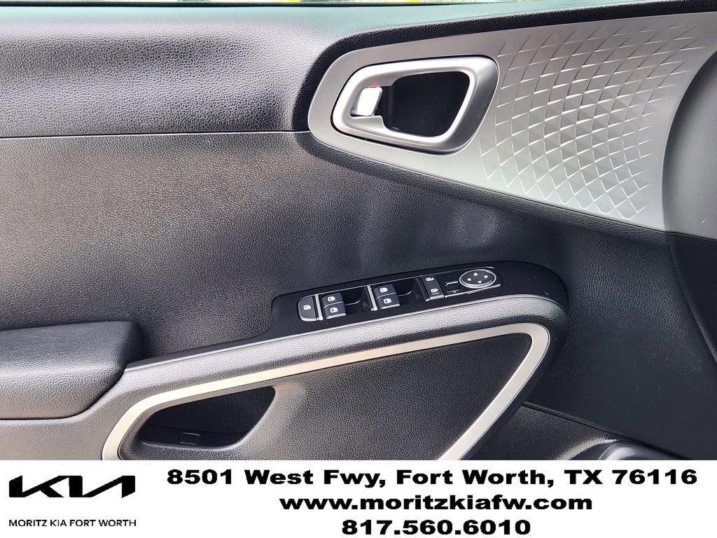 Certified 2024 Kia Soul LX FWD image 22