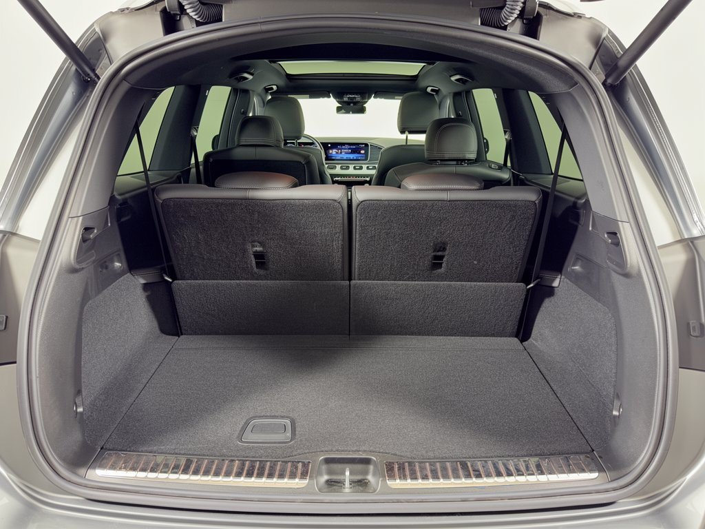 Used 2026 Mercedes-Benz GLS 450 4MATIC image 28