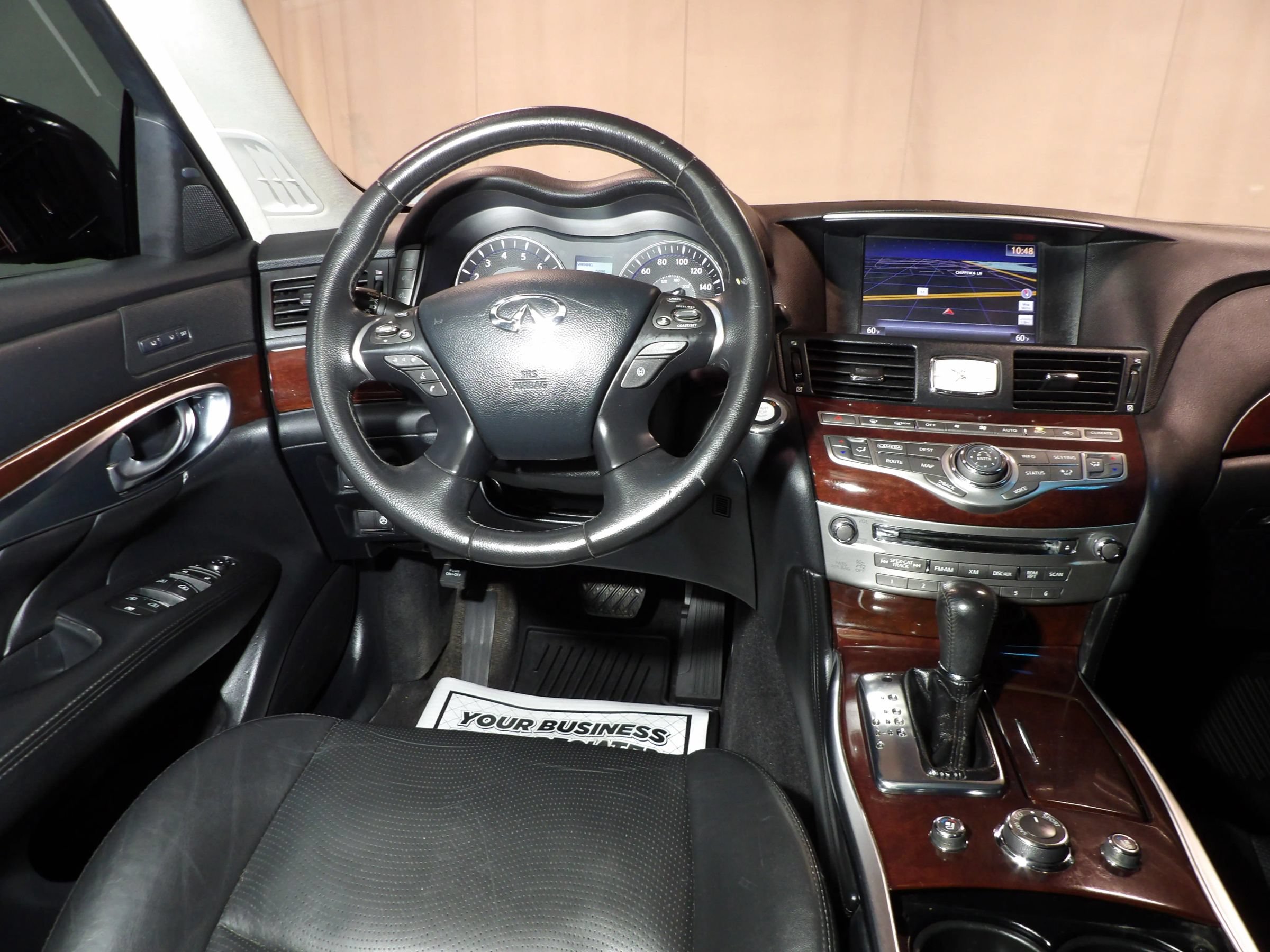 Used 2016 INFINITI Q70 L 3.7 w/ Technology Package AWD/4WD image 16