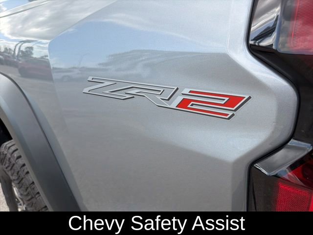 Used 2024 Chevrolet Colorado ZR2 w/ Technology Package AWD/4WD image 14
