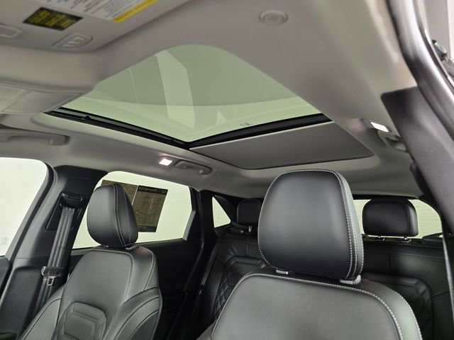 Used 2024 Ford Escape SE w/ PHEV Premium Package image 24