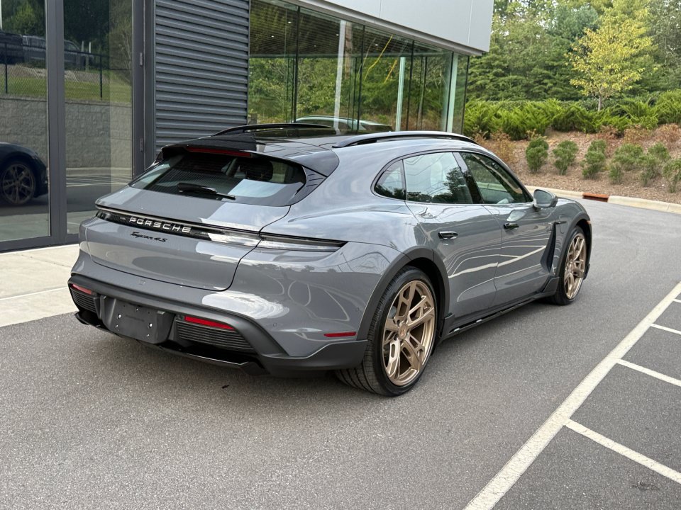 New 2026 Porsche Taycan 4S AWD/4WD image 7