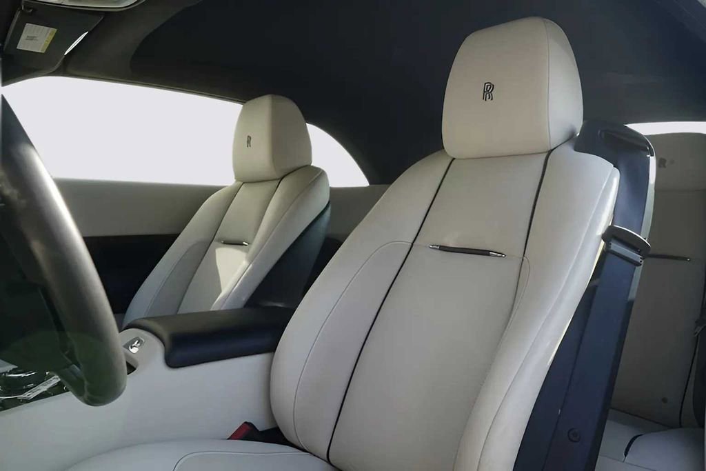 Certified 2019 Rolls-Royce Dawn image 8