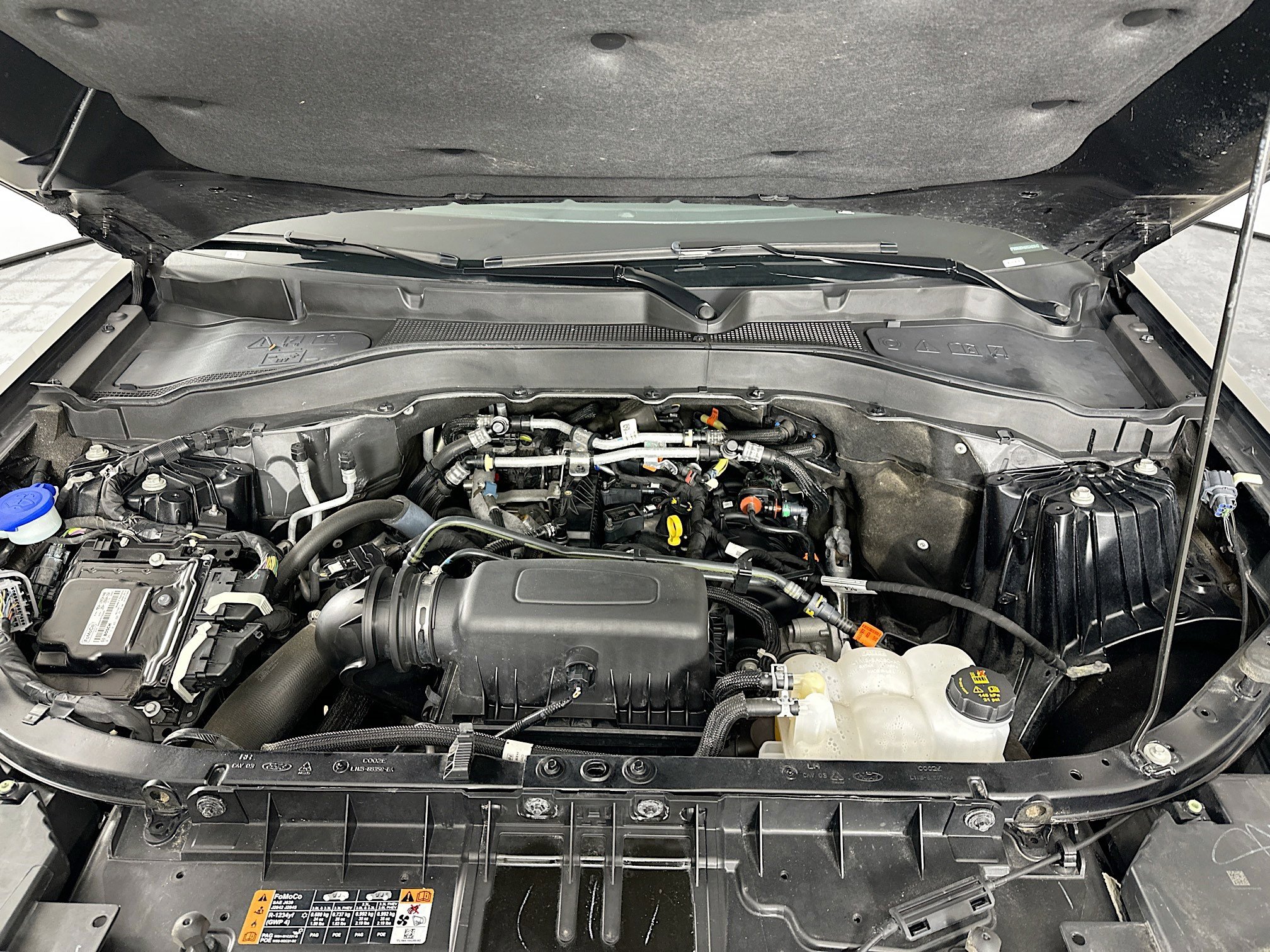 Used 2024 Ford Explorer XLT w/ Equipment Group 202A image 33