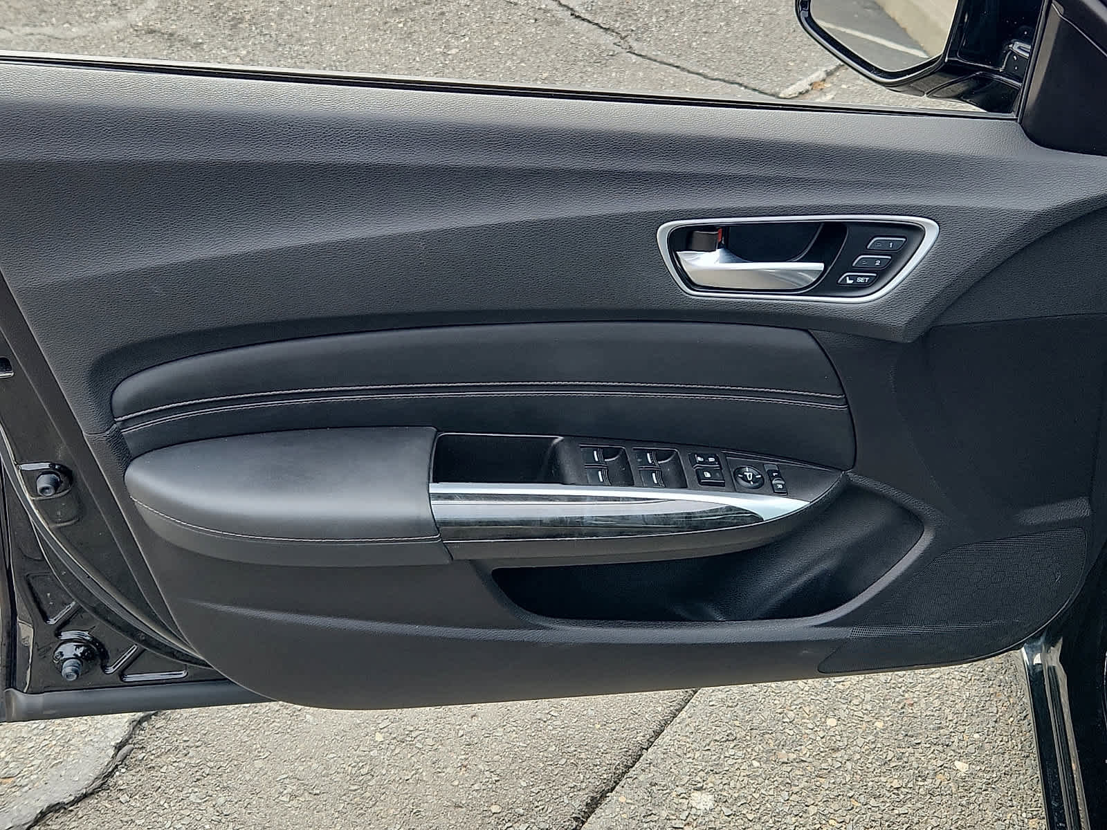 Used 2019 Acura TLX image 13