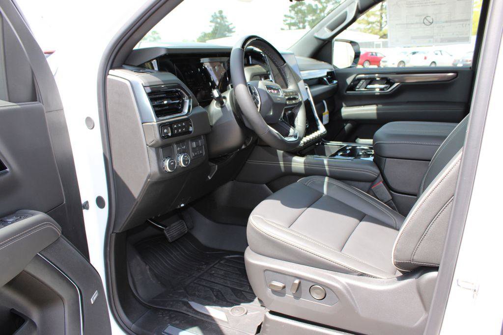 New 2026 GMC Yukon Elevation w/ Elevation Premium Package image 12