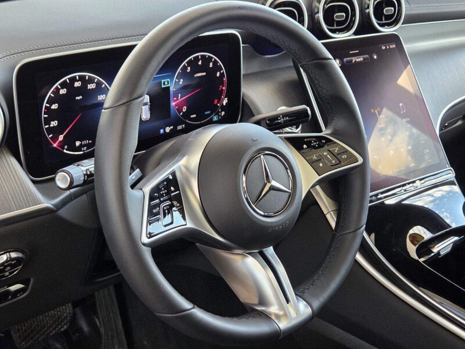 Certified 2023 Mercedes-Benz GLC 300 image 24