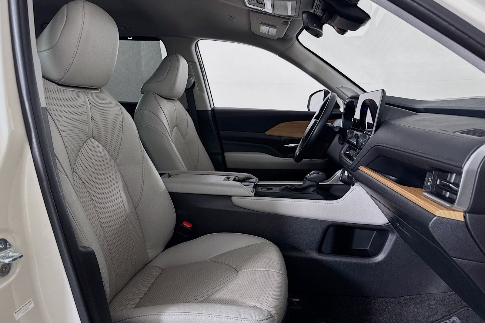 Used 2024 Toyota Grand Highlander FWD image 6