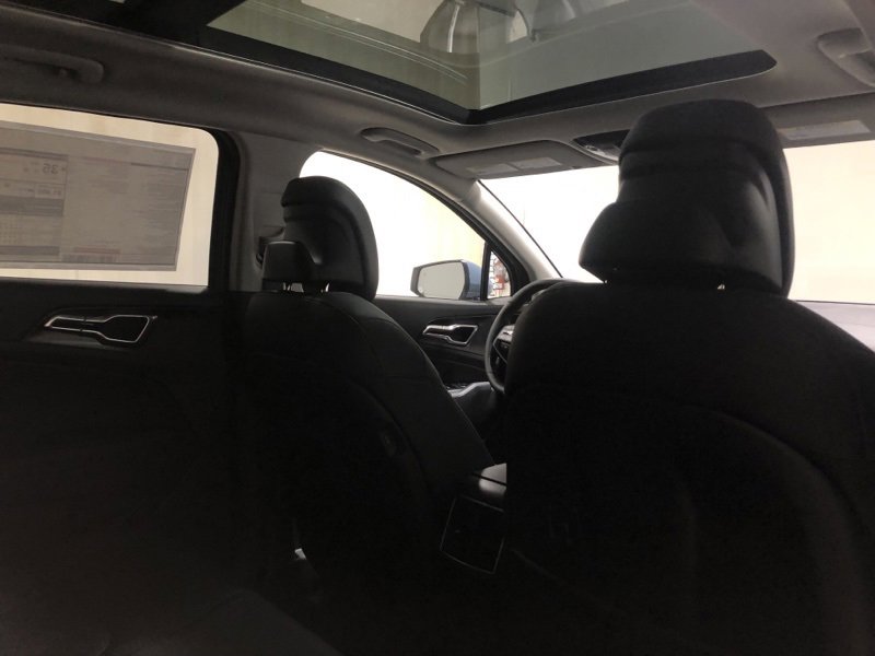 New 2026 Kia Sportage EX image 12