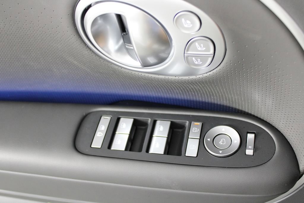 New 2026 Hyundai Ioniq 9 SE image 26