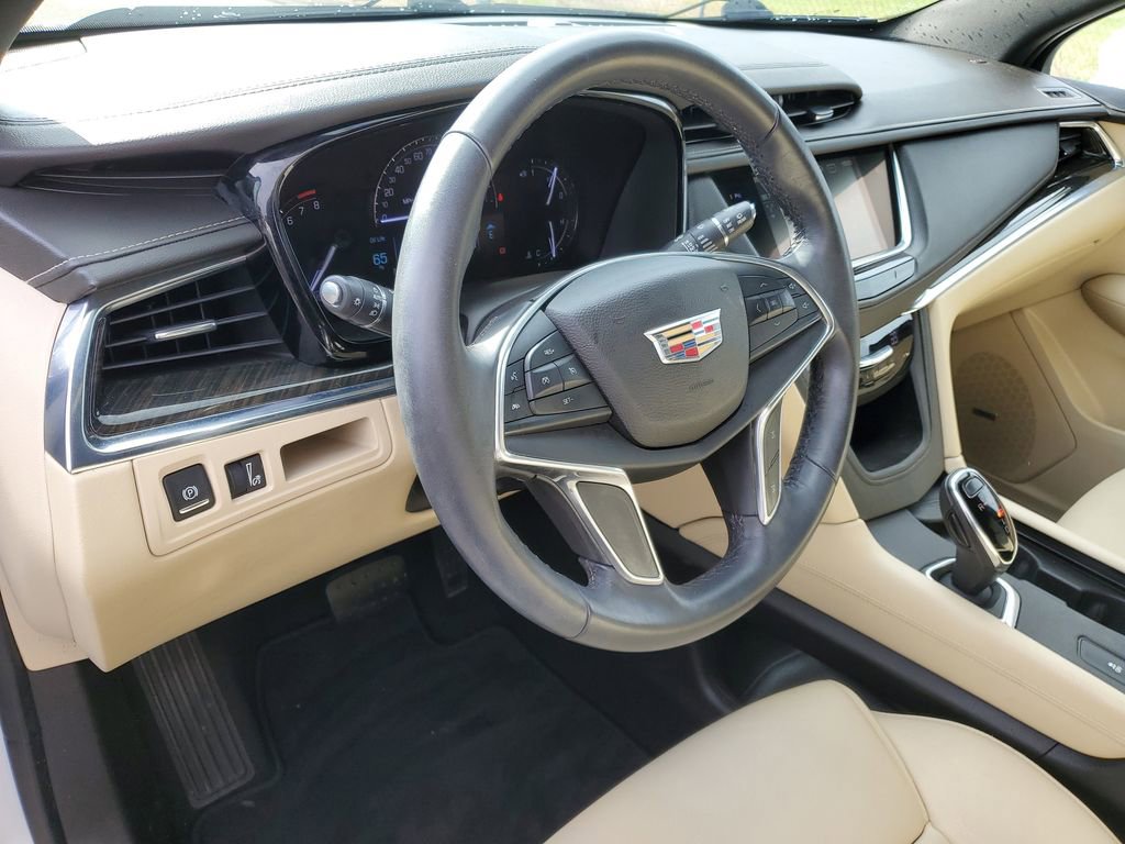 Certified 2017 Cadillac XT5 FWD w/ LPO, Wheel Lock Package image 7