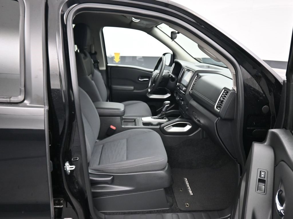 Used 2024 Nissan Frontier SV w/ SV Convenience Package image 44