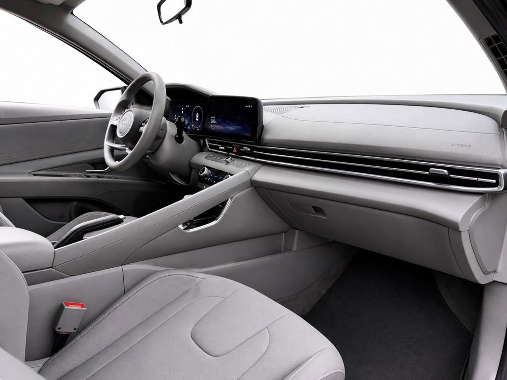Used 2024 Hyundai Elantra SEL FWD image 12