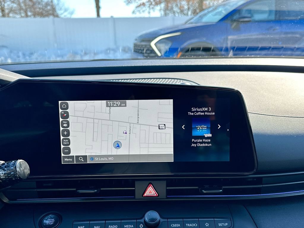 New 2025 Hyundai Elantra SEL image 37