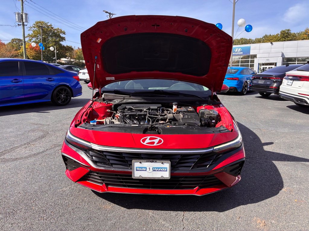 Certified 2024 Hyundai Elantra SEL FWD image 10