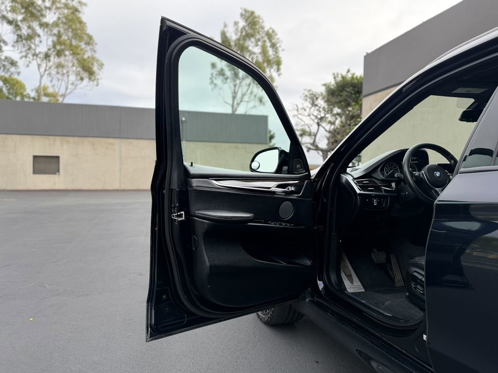 Used 2017 BMW X5 xDrive40e image 15