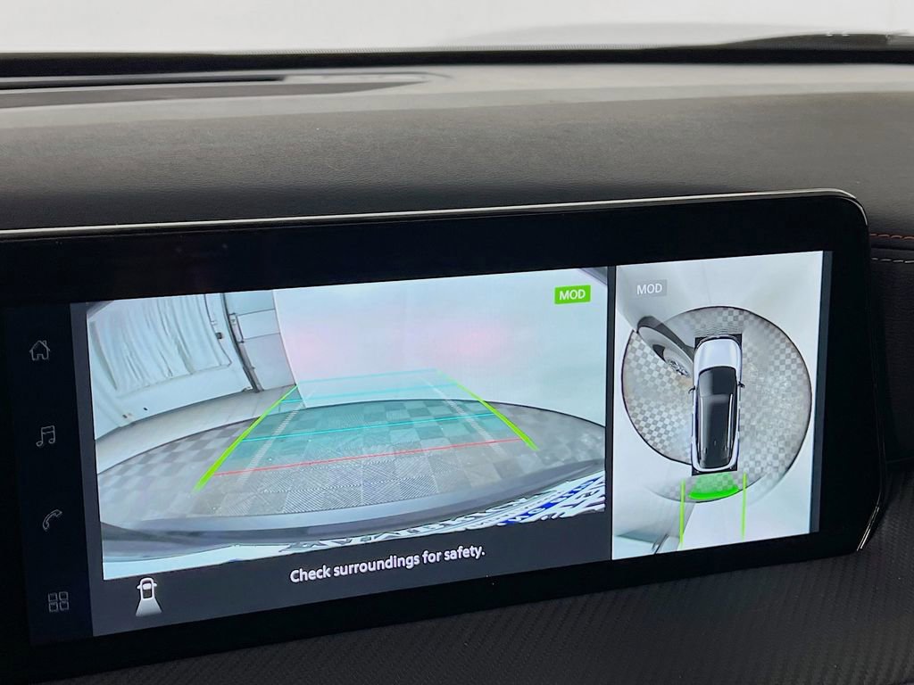 New 2026 Nissan Kicks SR w/ SR Premium Package AWD/4WD image 9