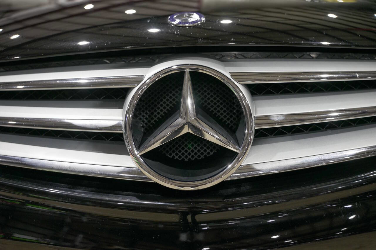 Used 2007 Mercedes-Benz SL 550 image 21