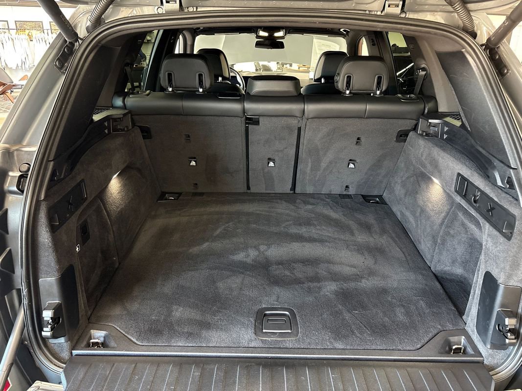 Used 2024 BMW X5 sDrive40i w/ M Sport Package image 47