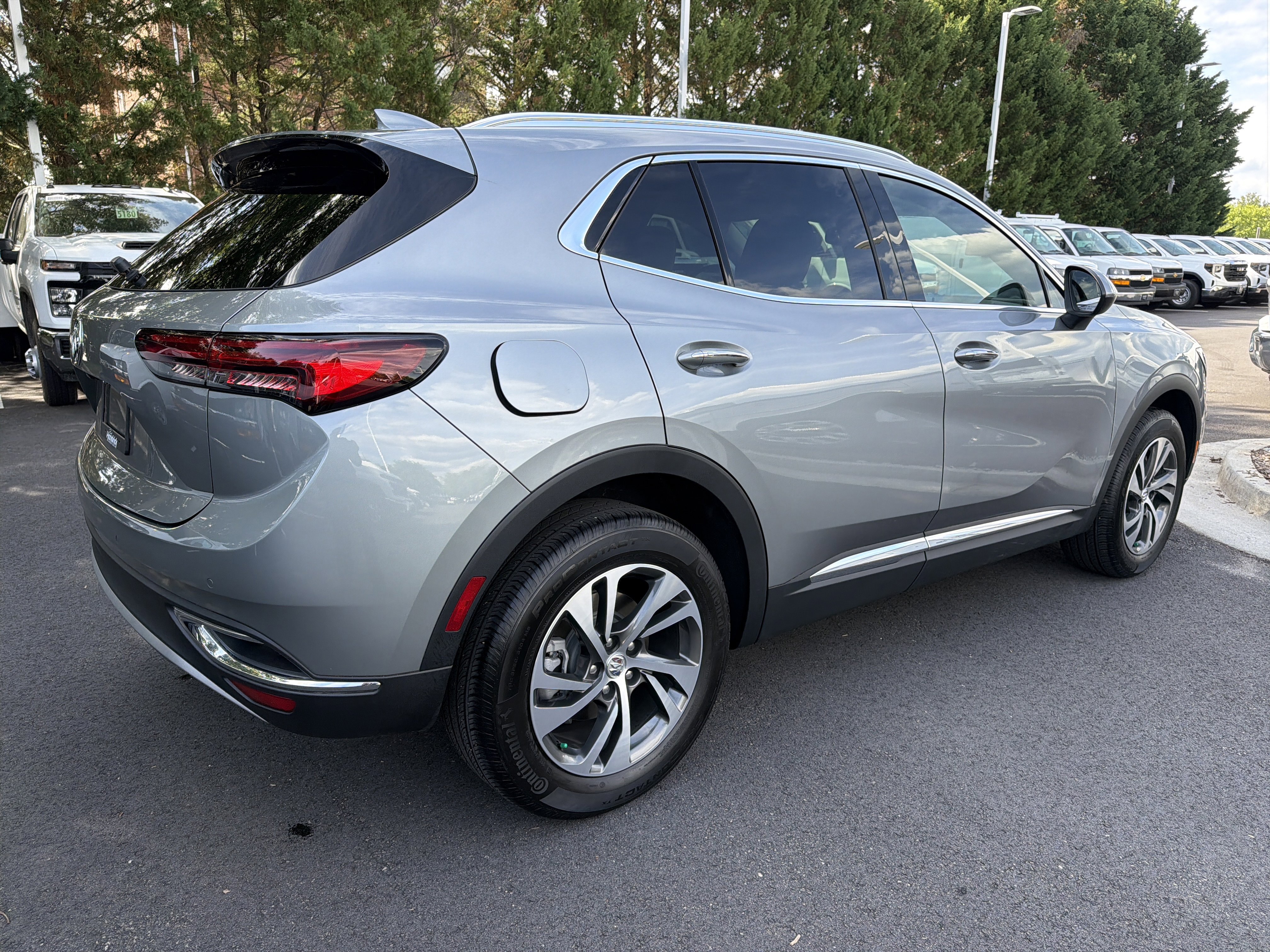 Used 2023 Buick Envision Essence AWD/4WD image 10