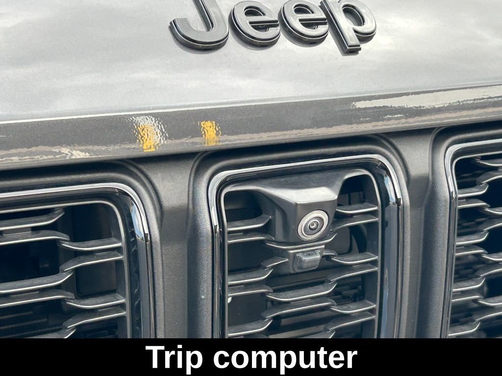 Used 2025 Jeep Grand Cherokee L Limited w/ Luxury Tech Group II image 38