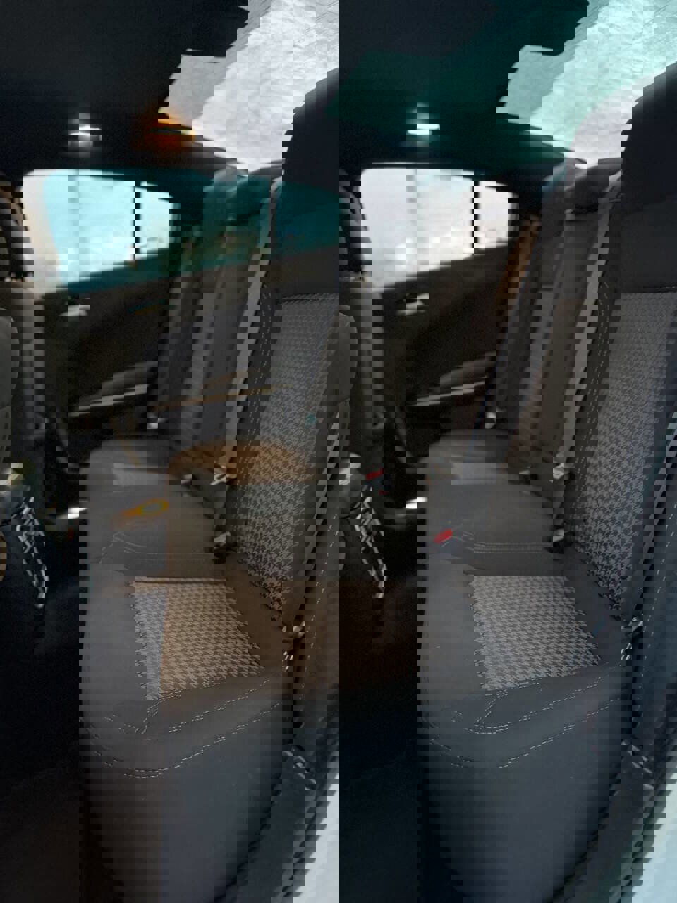 Used 2023 Dodge Charger SXT image 12