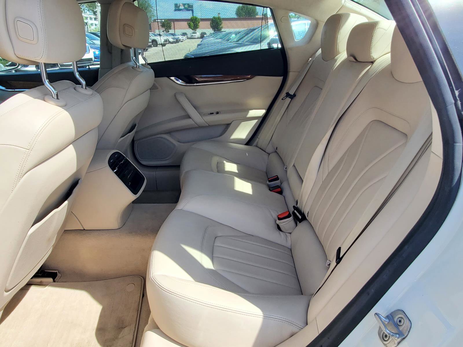 Used 2014 Maserati Quattroporte GTS image 10