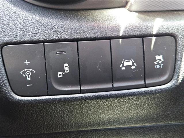 Used 2019 Hyundai Kona SEL w/ SEL Tech Package 02 FWD image 10